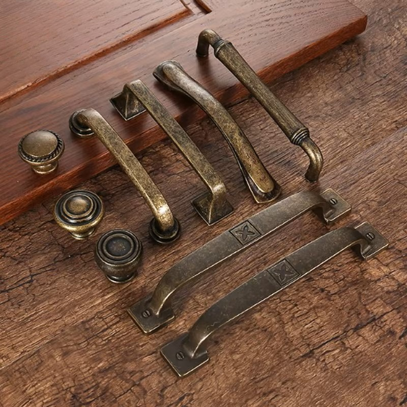 Vintage Furniture Hardware Pulls - Maniglie per armadi in bronzo antico,