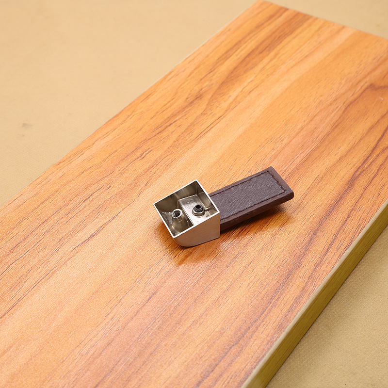 Maniglie e pomelli moderni in  - Vintage Furniture Hardware Pulls recensione e prezzo