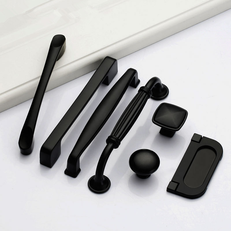 Maniglie nere per pomelli per  - Restoration Hardware Furniture Used recensione e prezzo