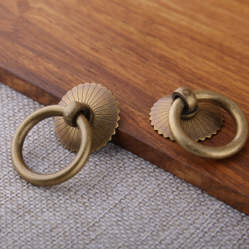 Manopole ad anello in ottone V - Drawer Pull Gold recensione e prezzo