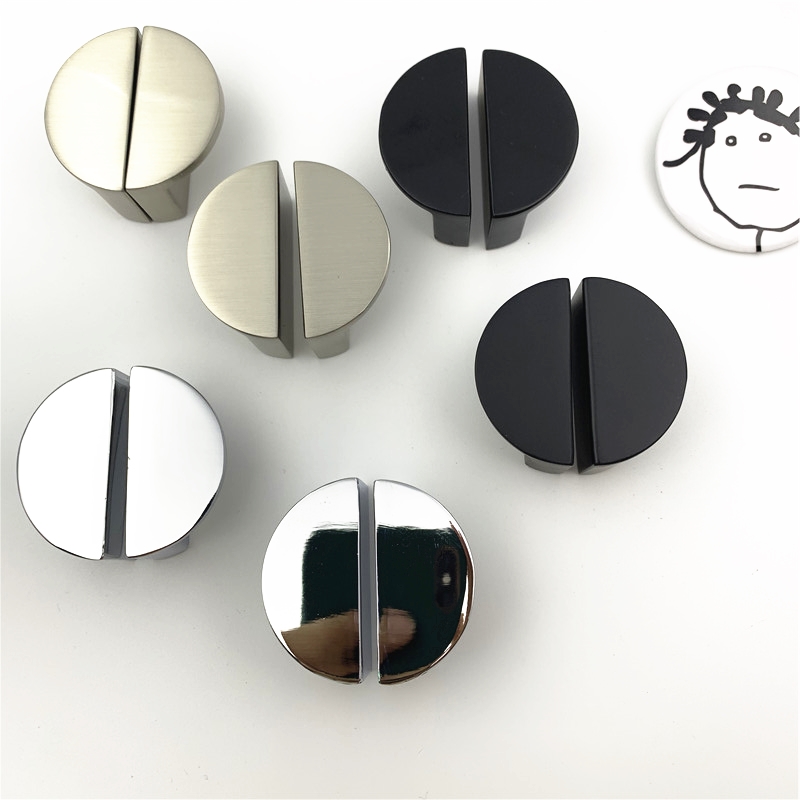LCH 32mm Semicircolare in lega - Restoration Hardware Furniture Used recensione e prezzo