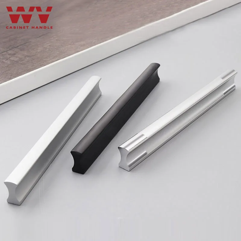 YM Maniglie e maniglie per arm - Restoration Hardware Furniture Used recensione e prezzo